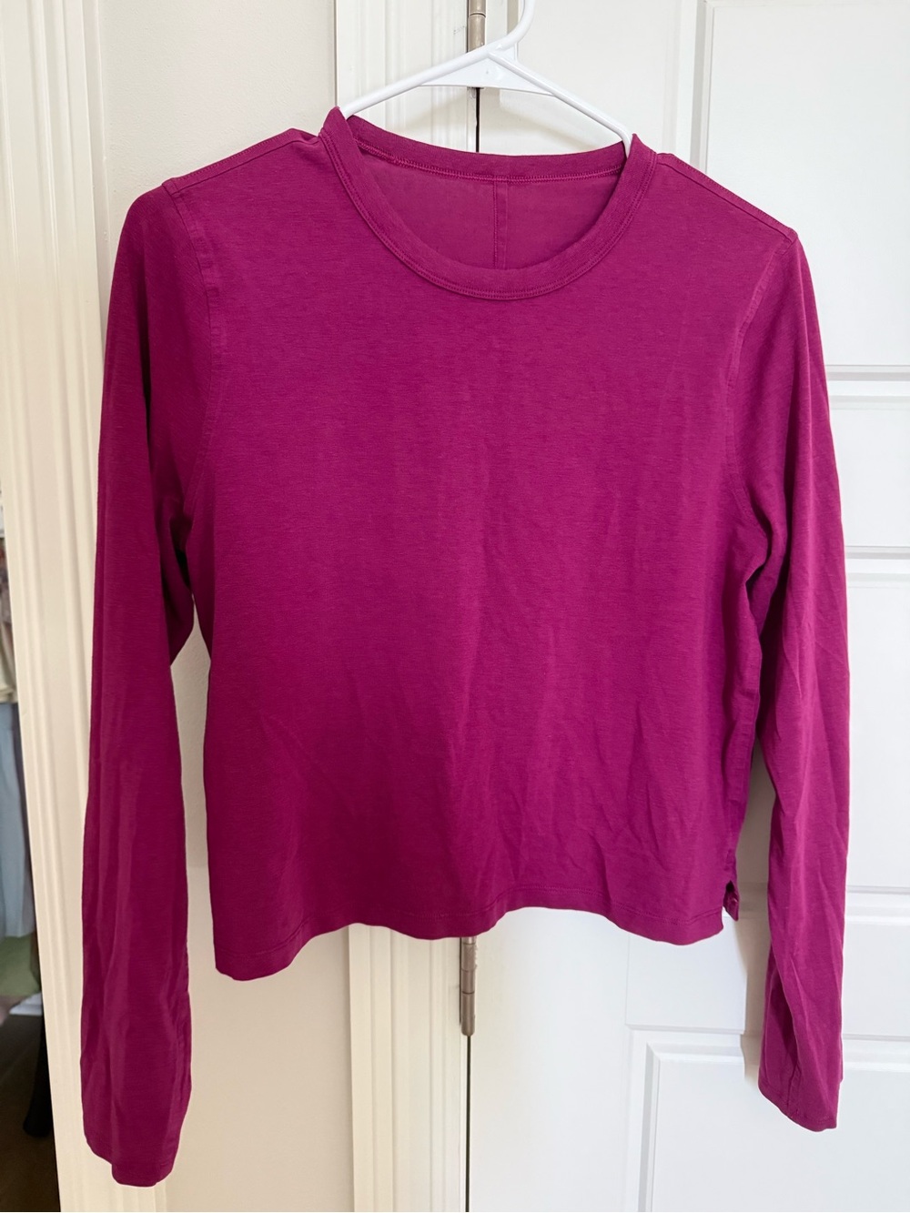 Lululemon Women's Long-Sleeve Crewneck Top in Magenta
